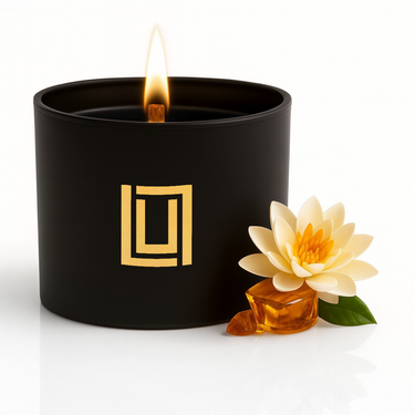 No. 07 PARIS | Basil, Water Lily, Amber | 11 Oz. Jar